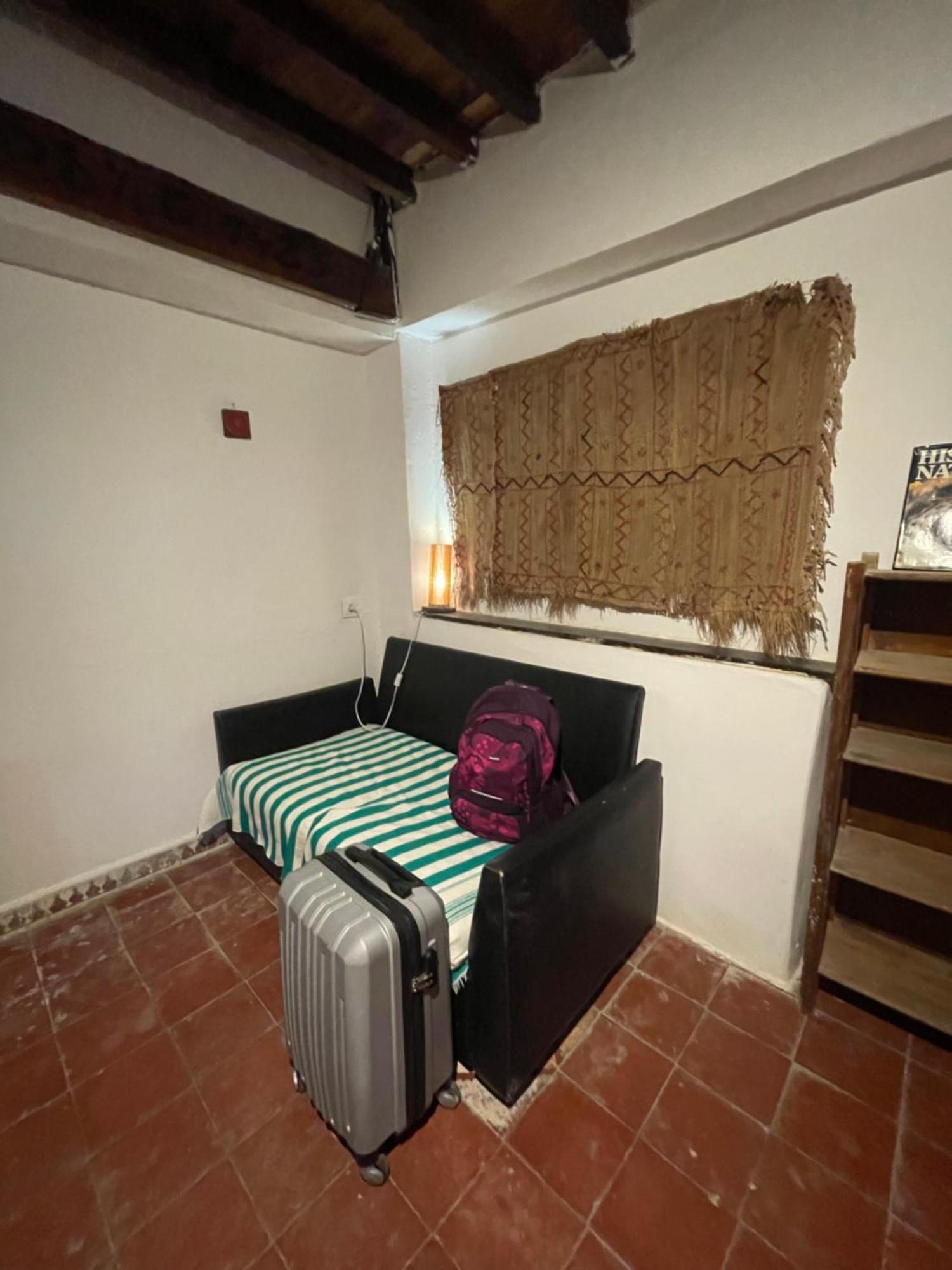 Dar El Pirata Hostel Asilah Exterior foto